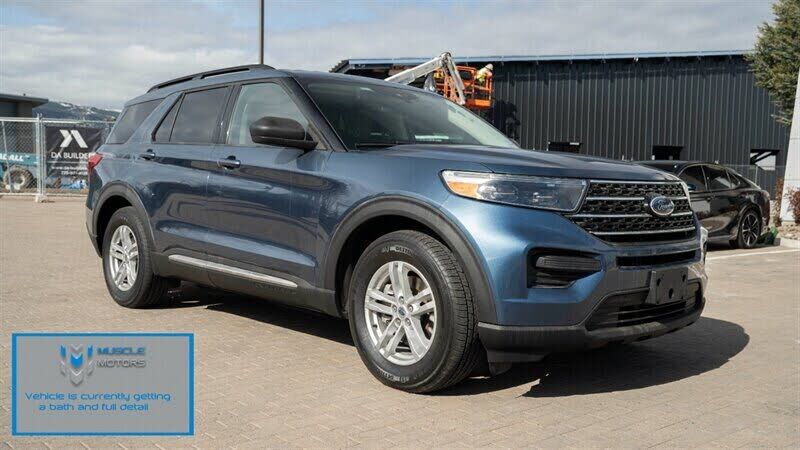 2020 FORD Explorer