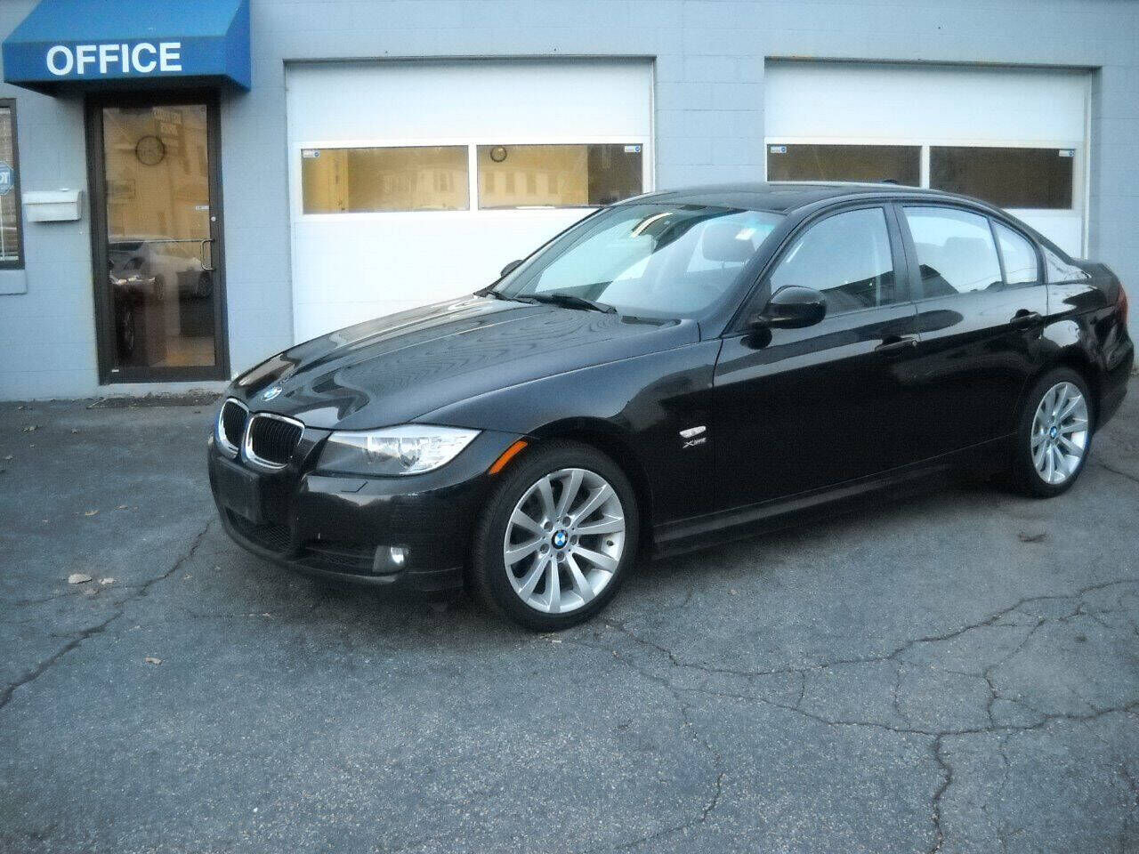 2011 BMW 3 Series