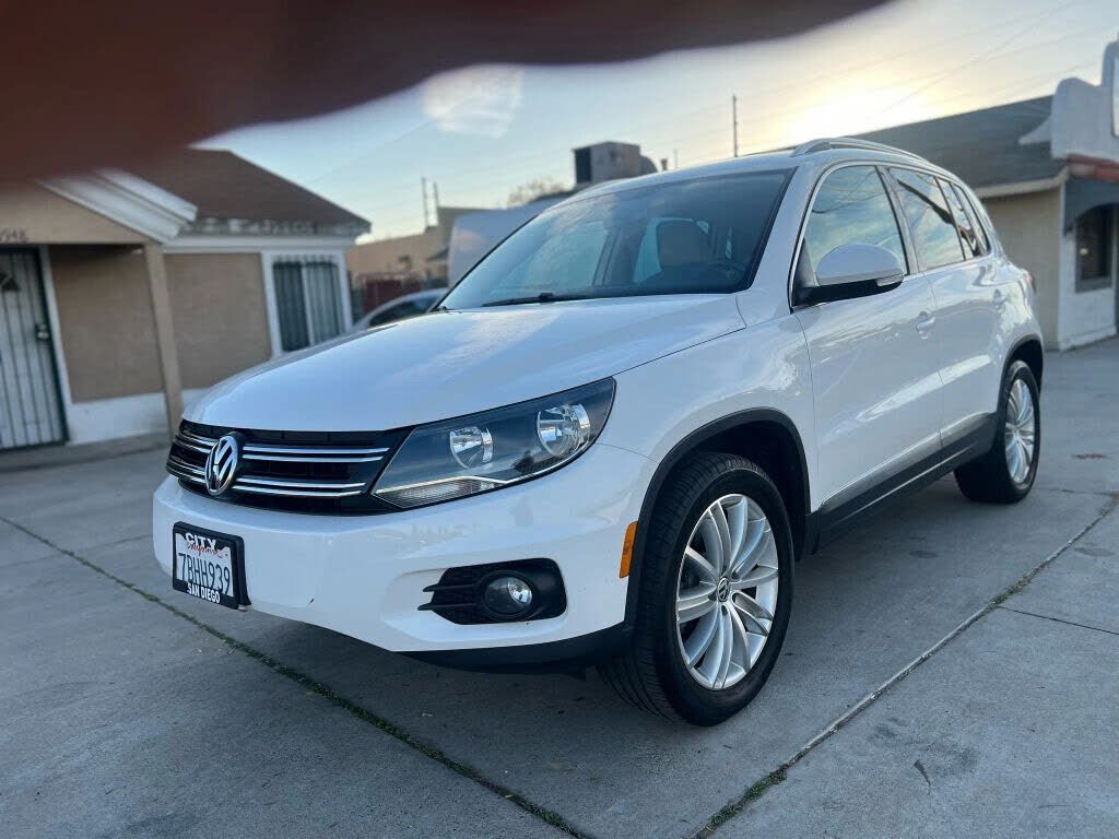2013 VOLKSWAGEN Tiguan