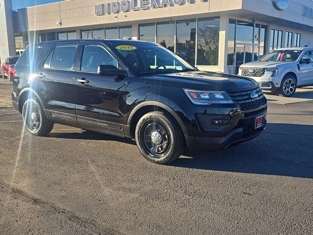 2017 FORD Explorer