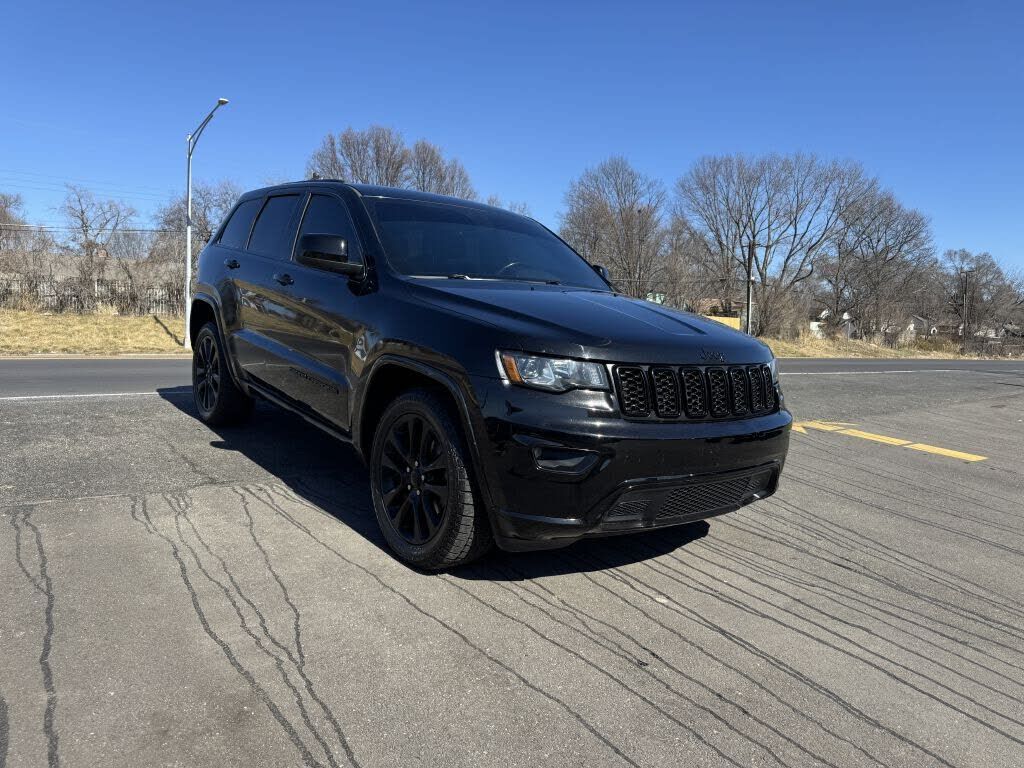 2017 JEEP Grand Cherokee