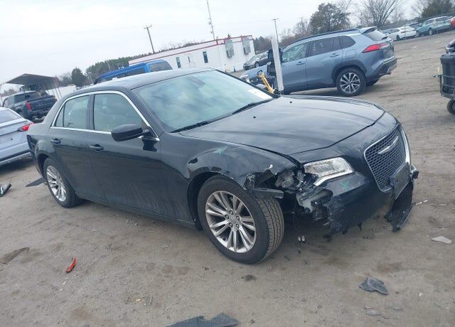 2016 CHRYSLER 300