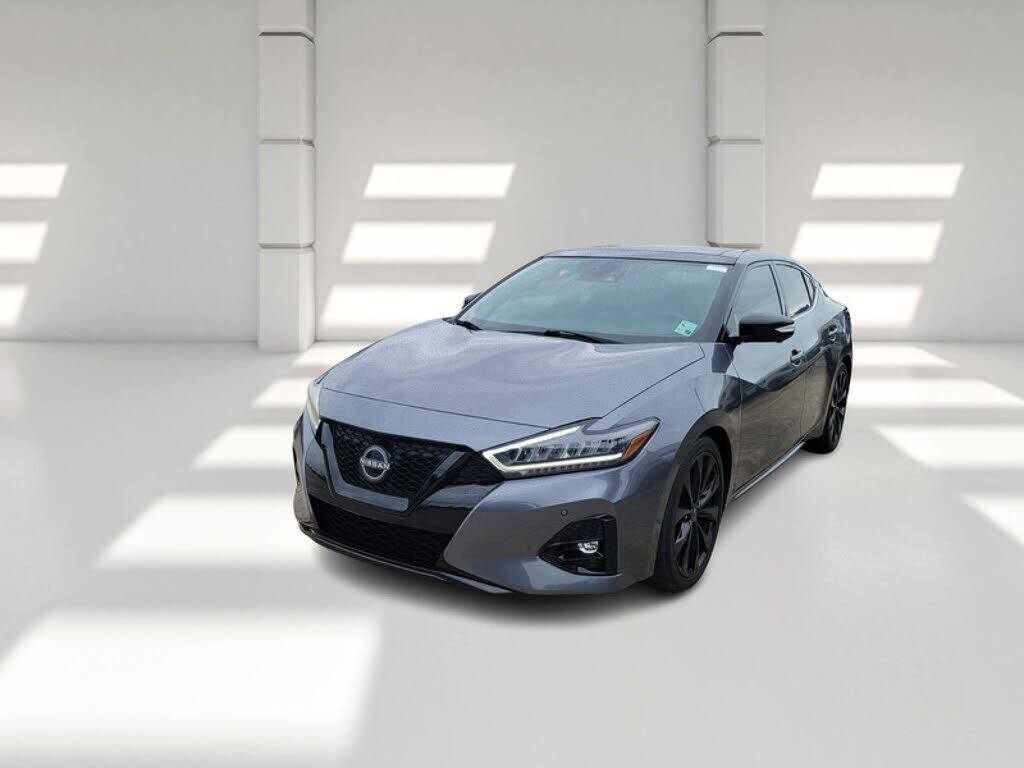 2023 NISSAN Maxima