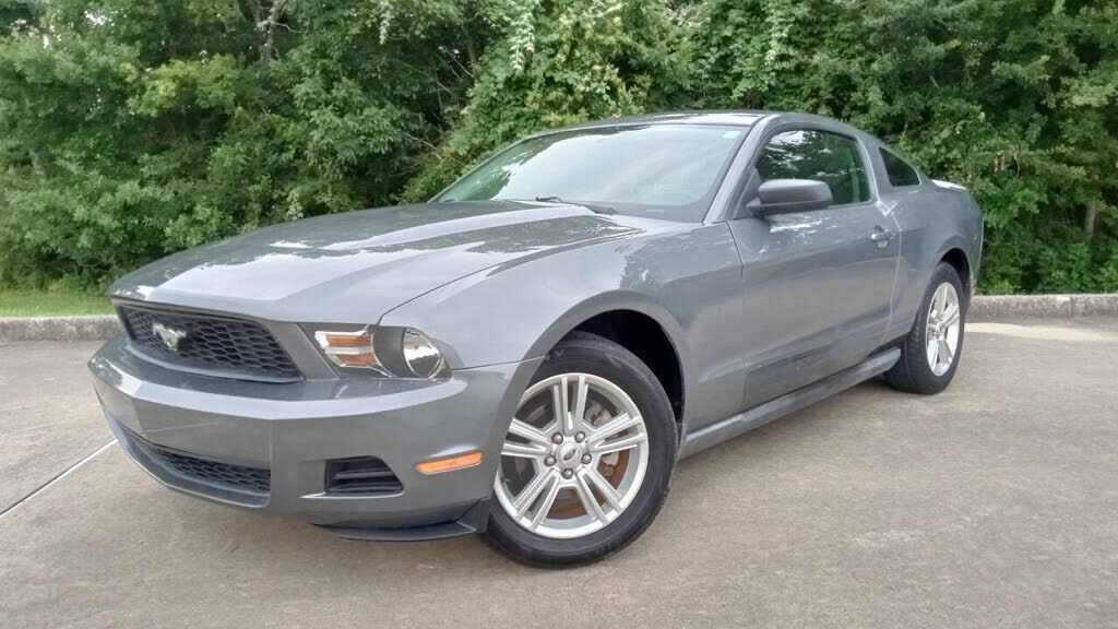 2010 FORD Mustang
