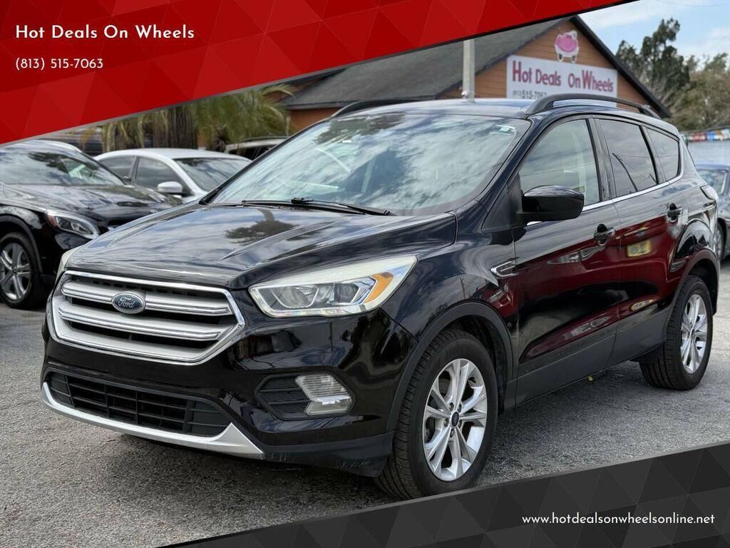 2017 FORD Escape