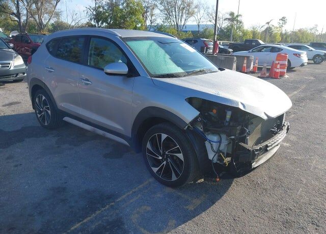 2020 HYUNDAI Tucson