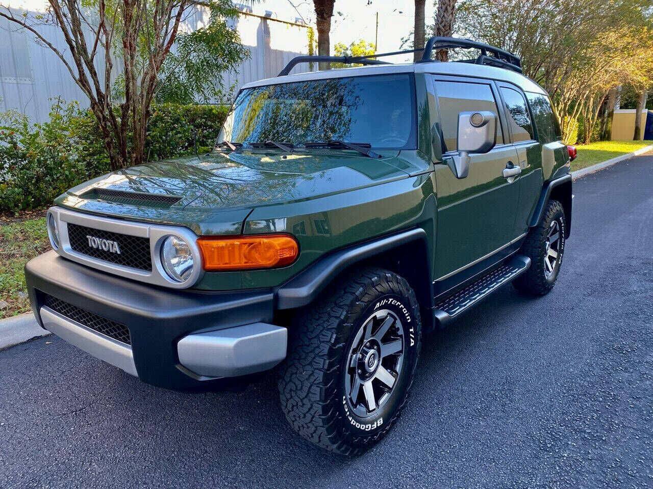 2013 TOYOTA FJ Cruiser