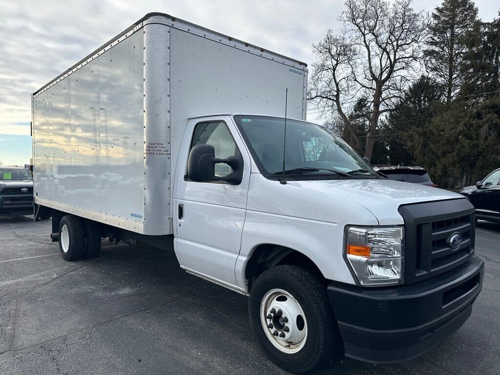 2024 FORD E-350