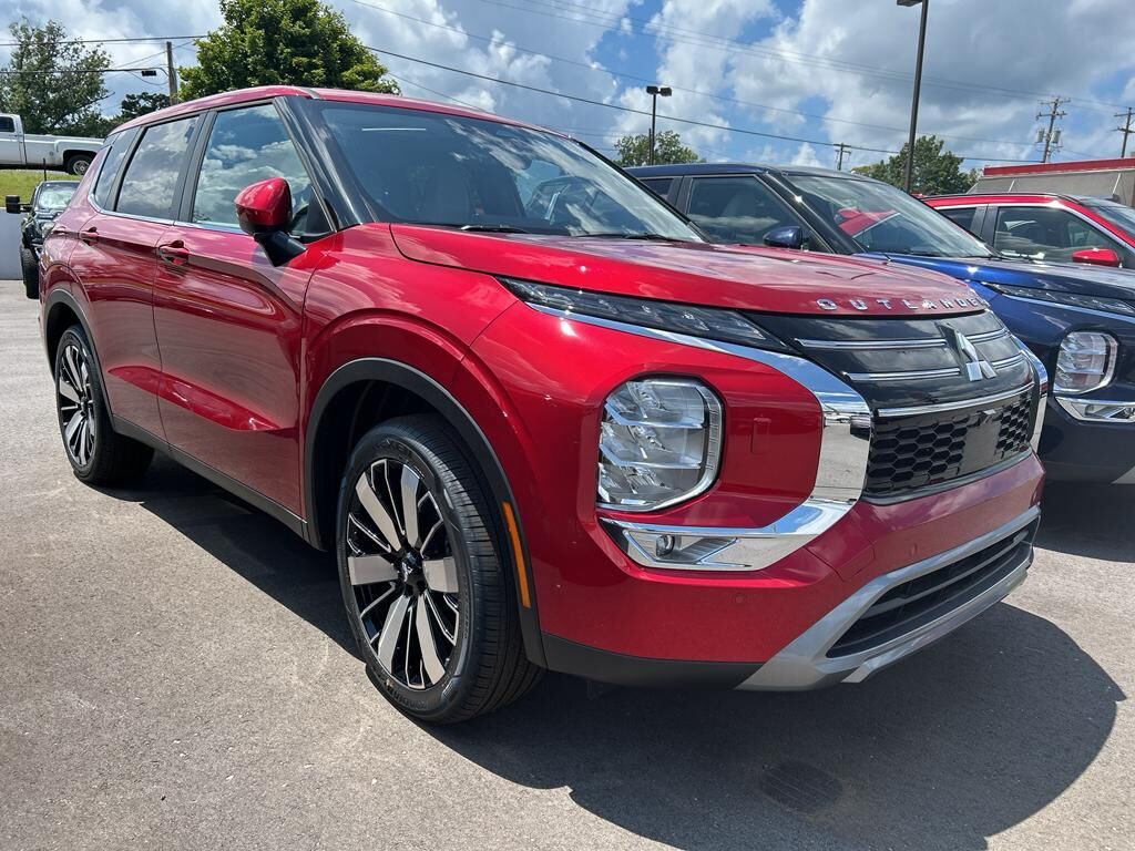 2025 MITSUBISHI Outlander