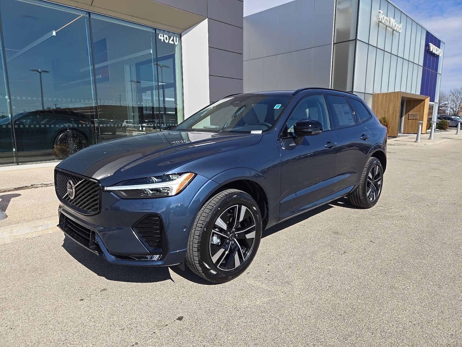 2026 VOLVO XC60