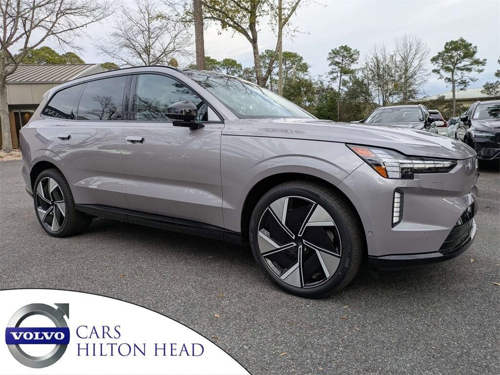 2026 VOLVO EX90