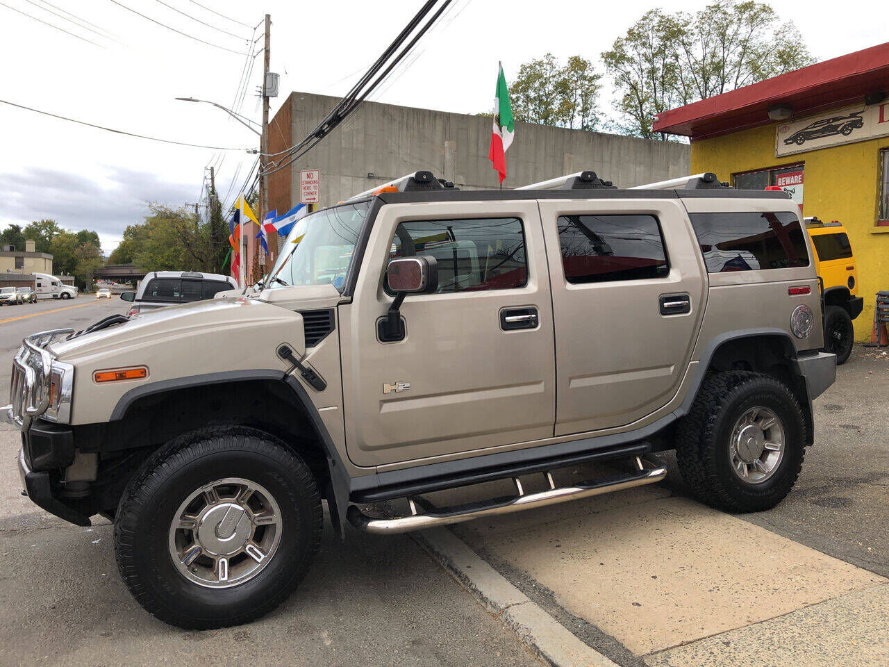 2005 HUMMER H2