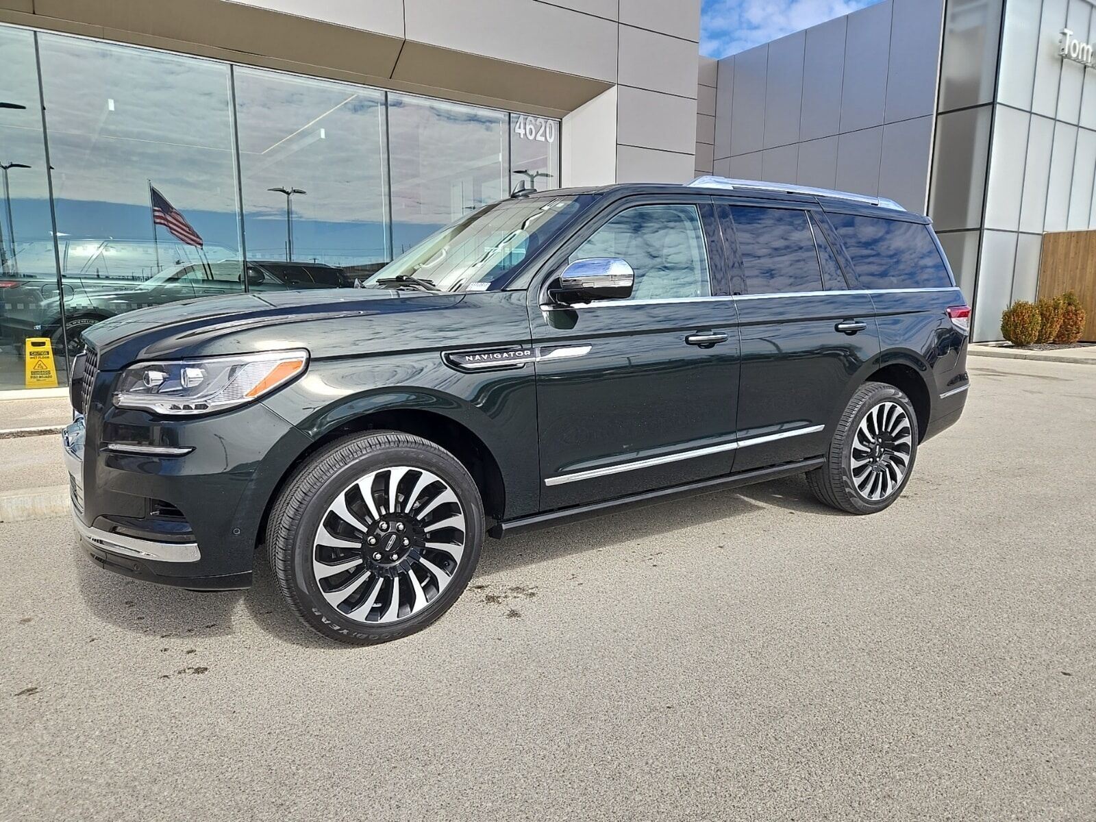 2024 LINCOLN Navigator