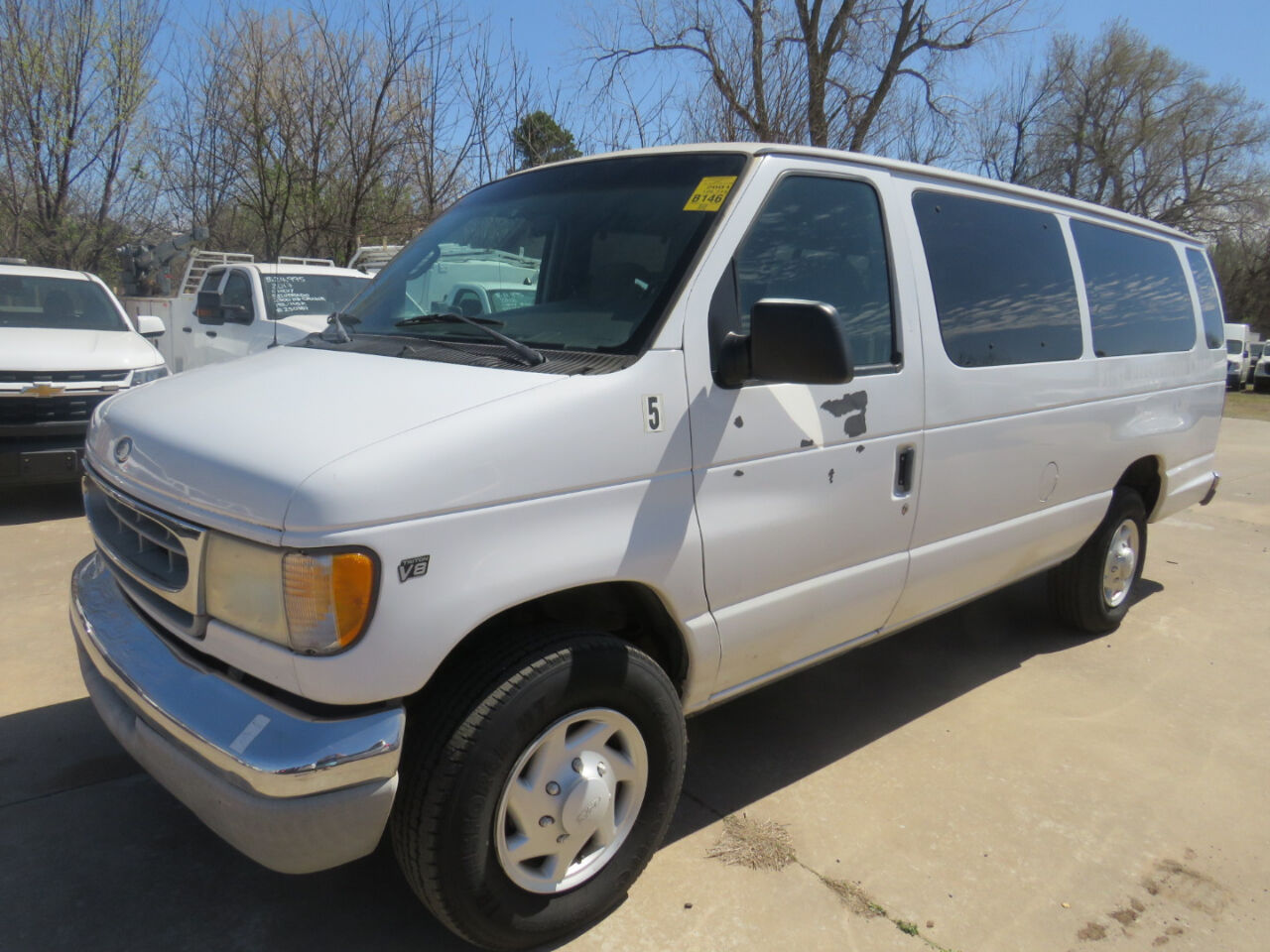 2001 FORD E-350