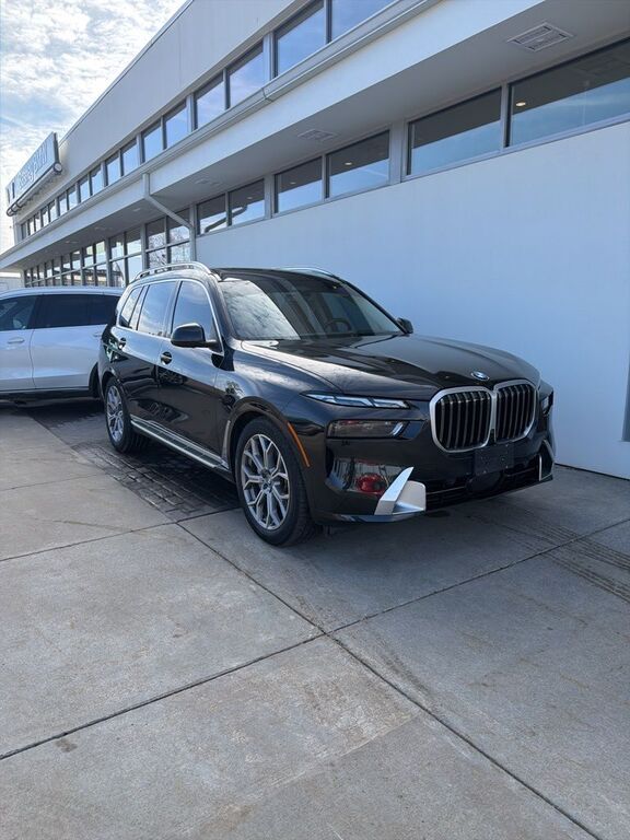 2024 BMW X7