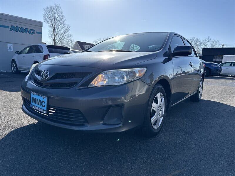 2011 TOYOTA Corolla