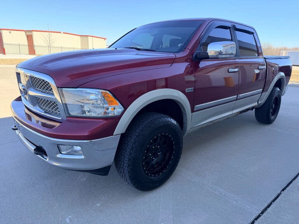 2011 DODGE Ram