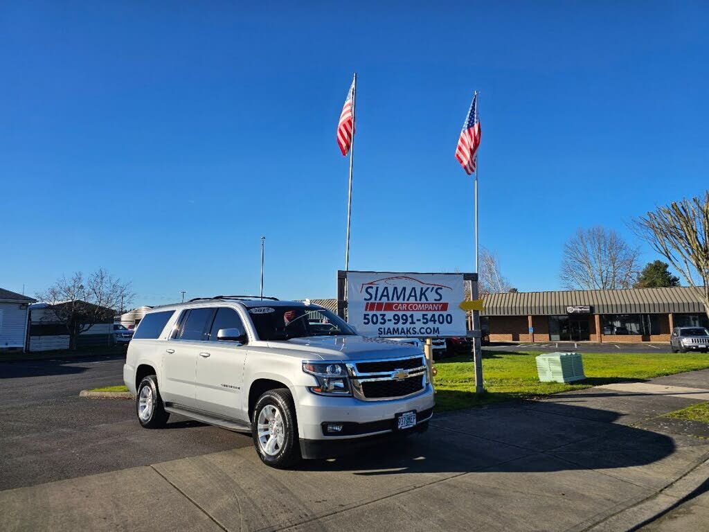 2017 CHEVROLET Suburban