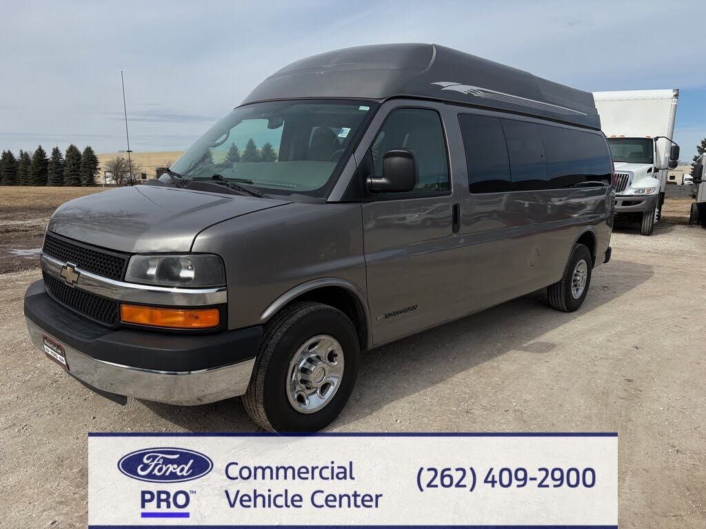 2012 CHEVROLET Express