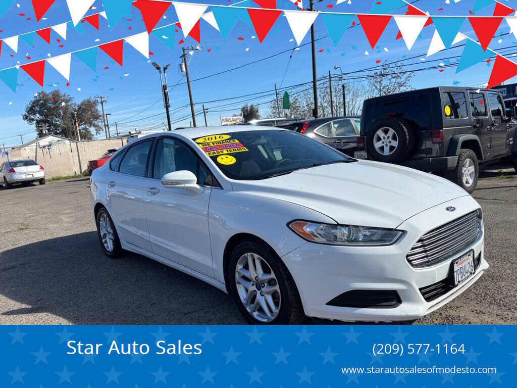 2016 FORD Fusion