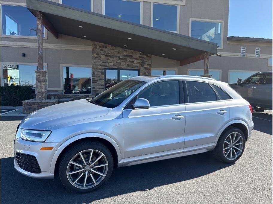 2018 AUDI Q3