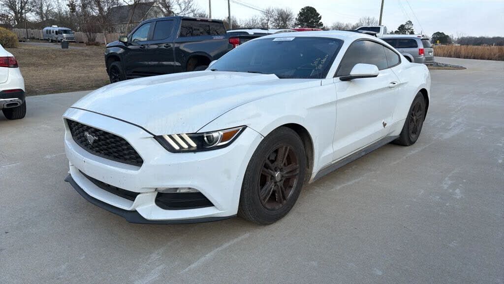 2015 FORD Mustang