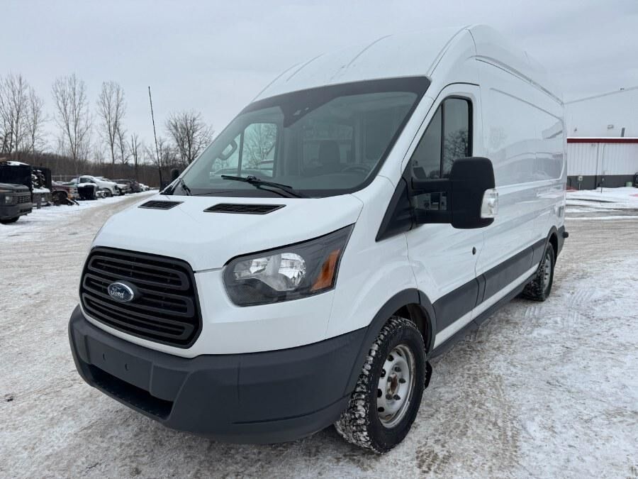 2017 FORD Transit