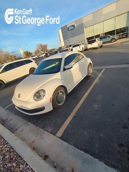 2012 VOLKSWAGEN Beetle