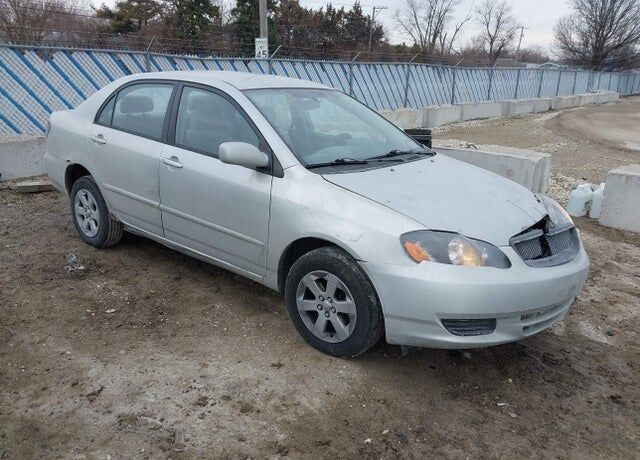 2004 TOYOTA Corolla