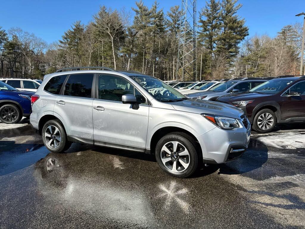2018 SUBARU Forester