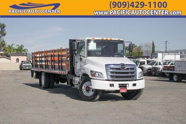 2020 HINO Conventional Type Truck