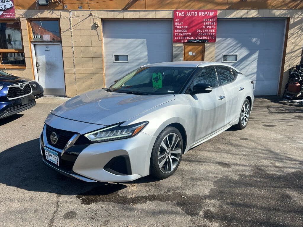 2019 NISSAN Maxima