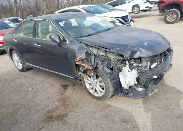 2010 LEXUS ES