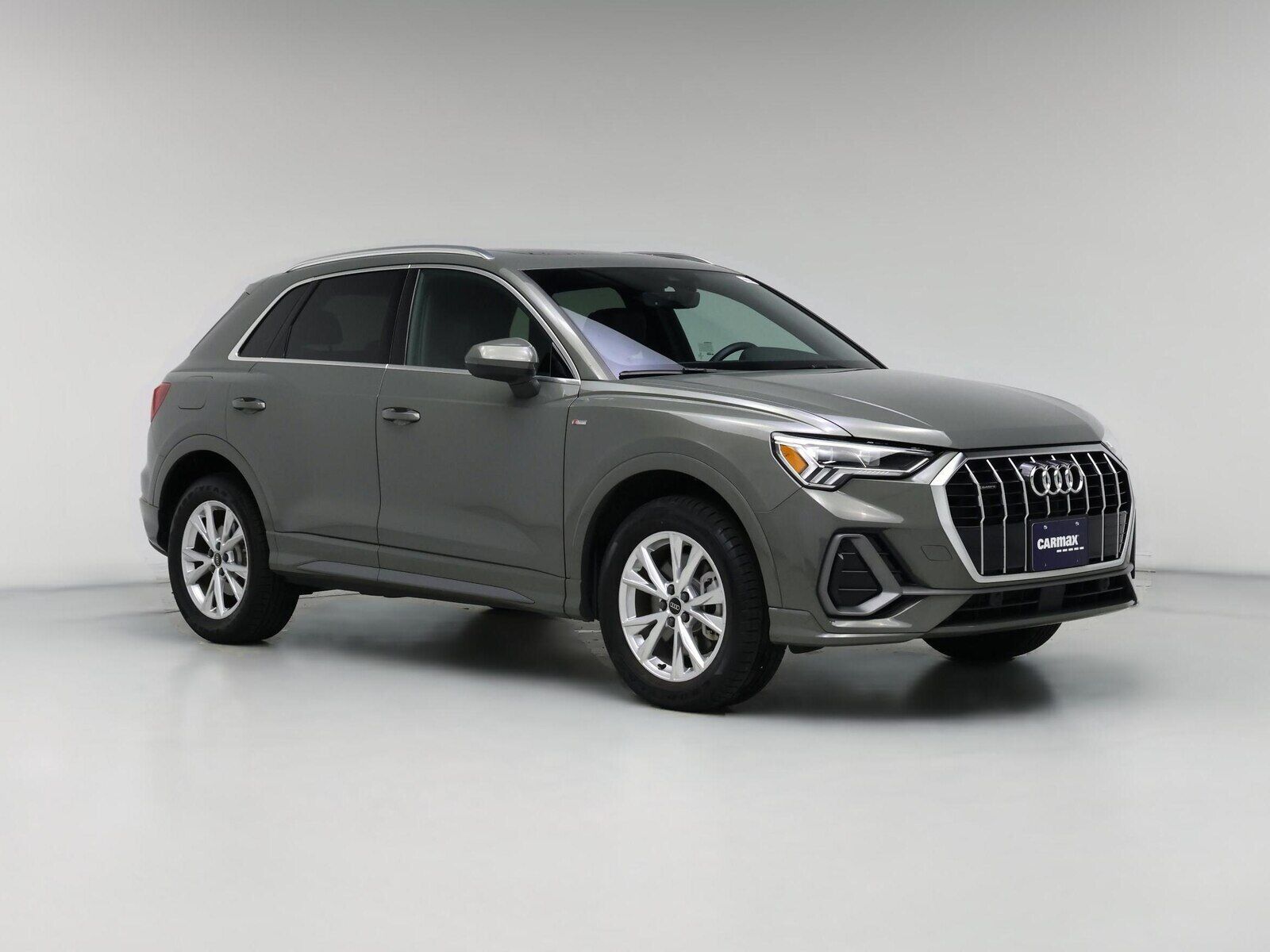 2024 AUDI Q3