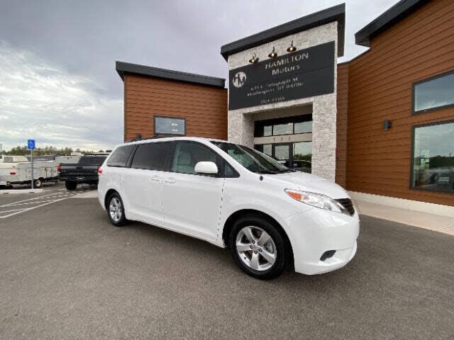 2014 TOYOTA Sienna