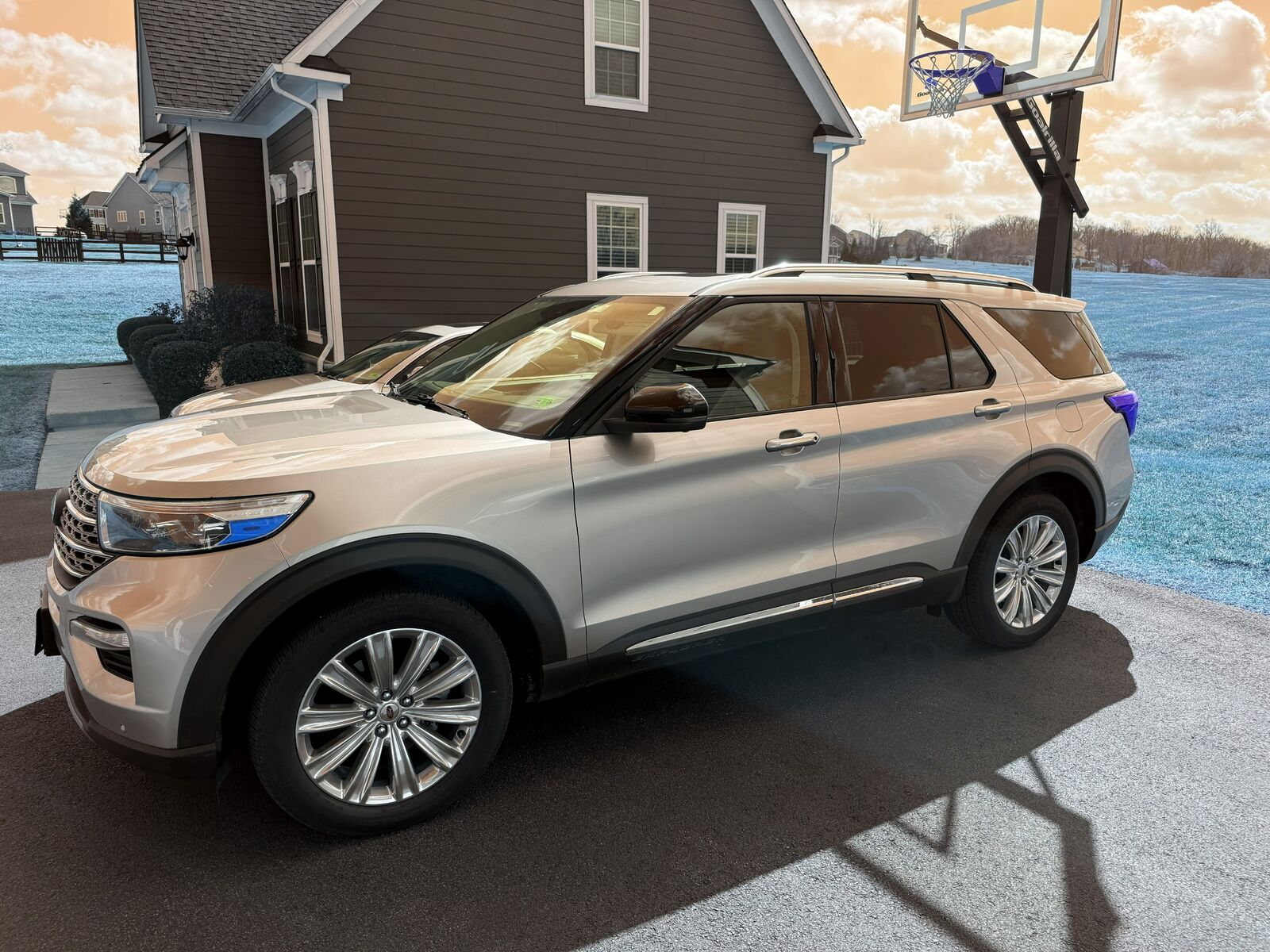 2020 FORD Explorer
