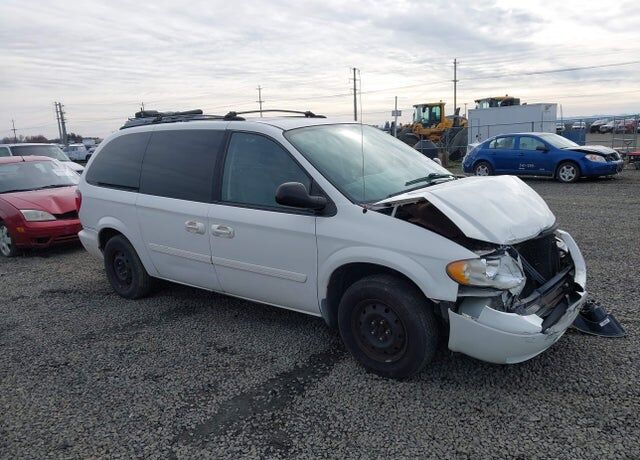2006 CHRYSLER Town and Country