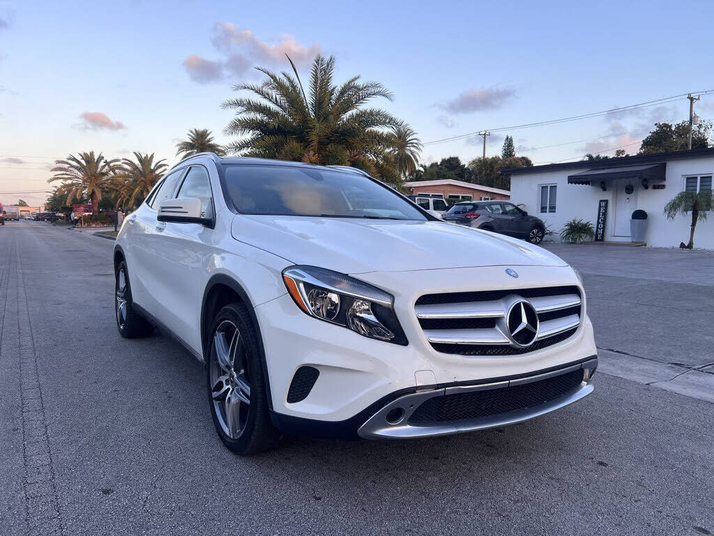 2016 MERCEDES-BENZ GLA-Class