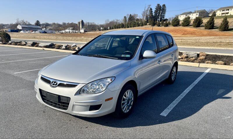 2012 HYUNDAI Elantra