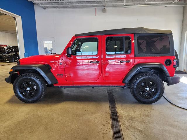 2022 JEEP Wrangler