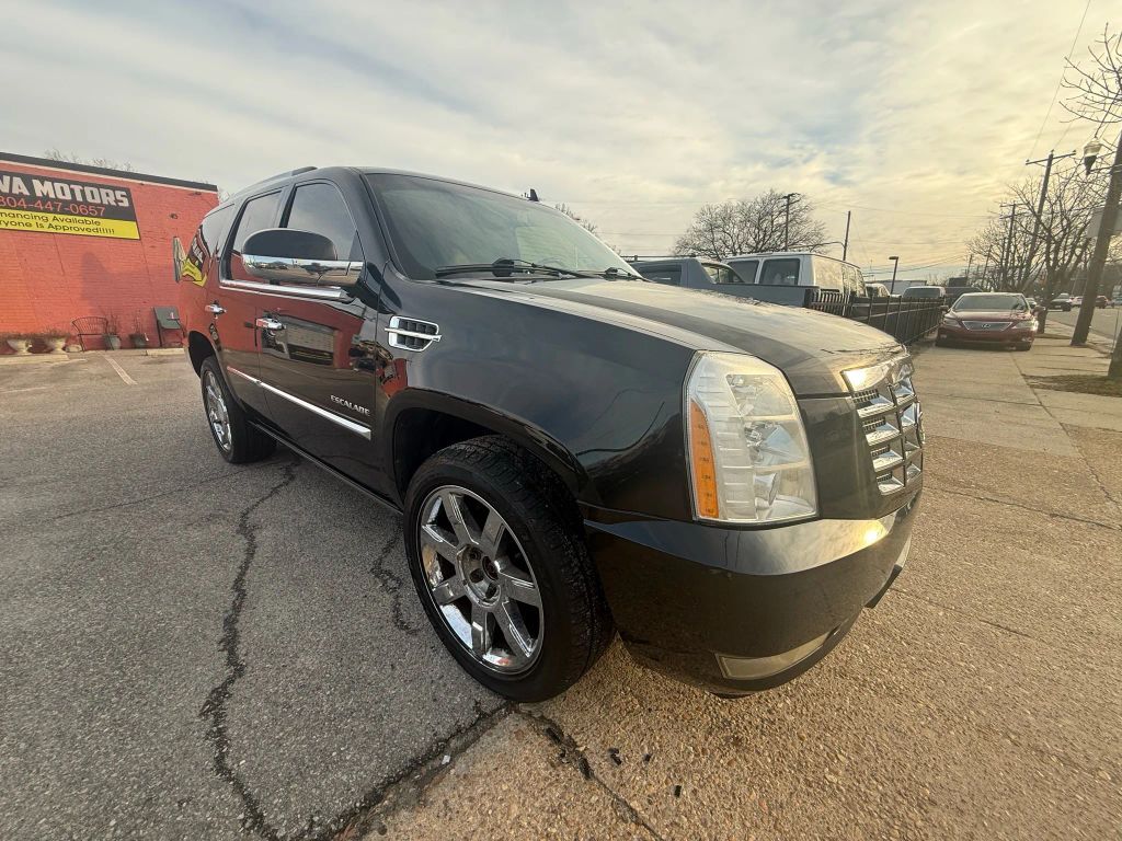 2011 CADILLAC Escalade