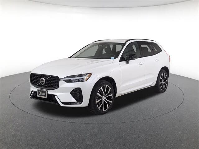 2024 VOLVO XC60