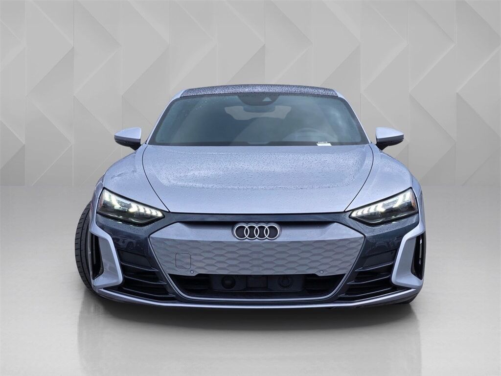 2022 Audi e-tron