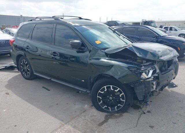 2020 NISSAN Pathfinder