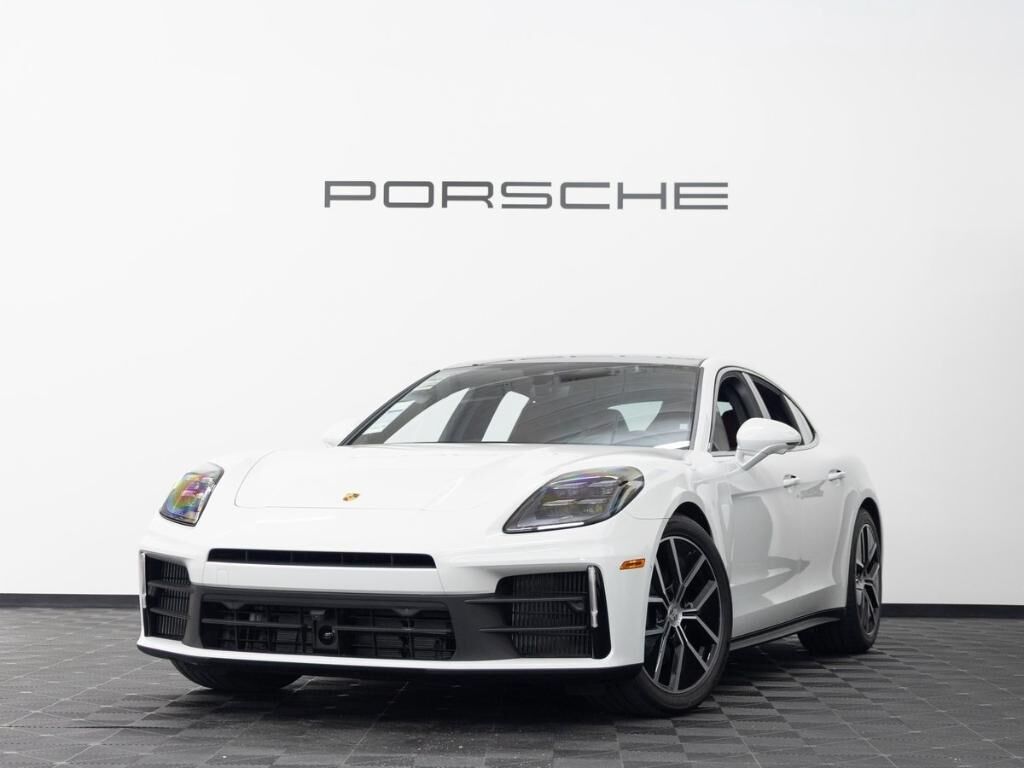 2026 PORSCHE Panamera