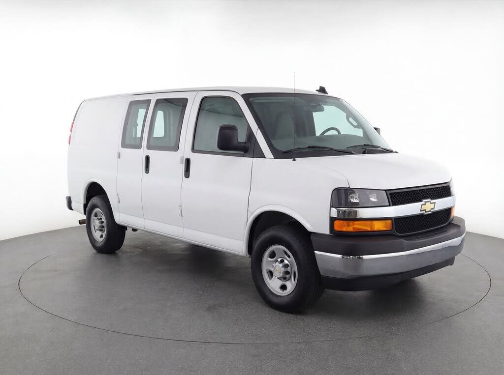 2024 CHEVROLET Express