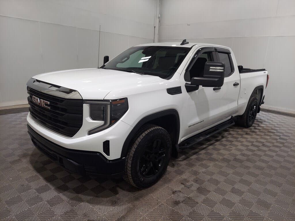 2023 GMC Sierra