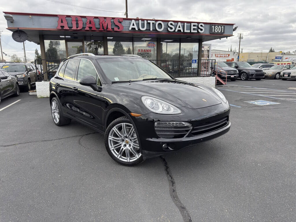 2014 PORSCHE Cayenne