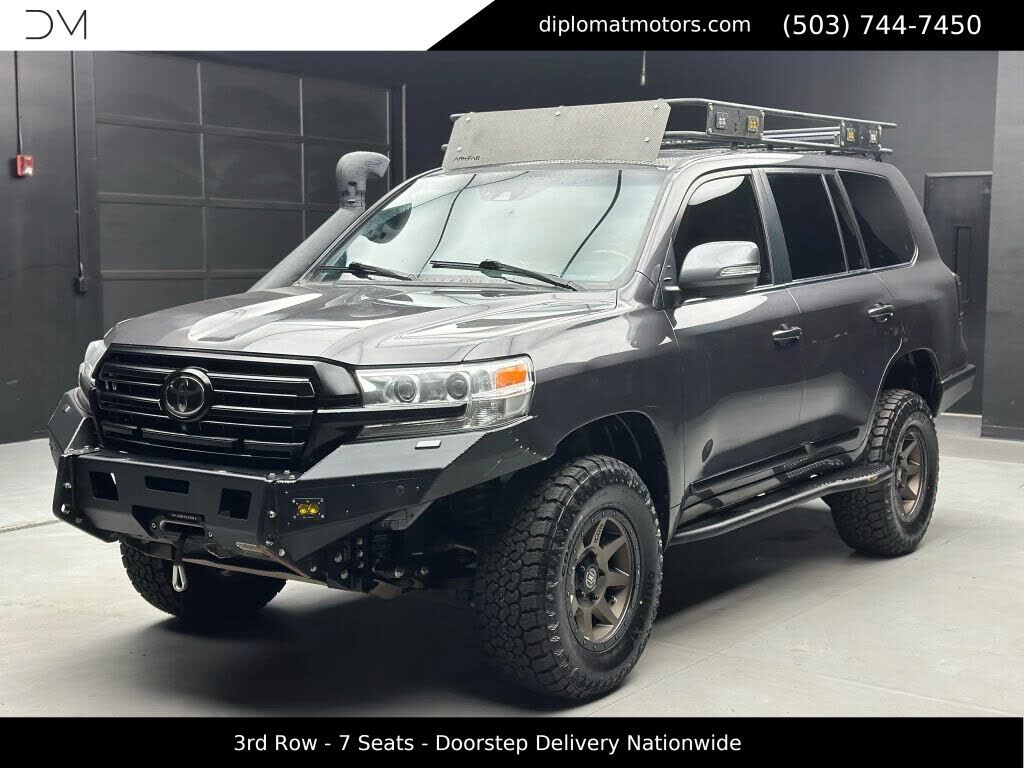 2021 TOYOTA Land Cruiser