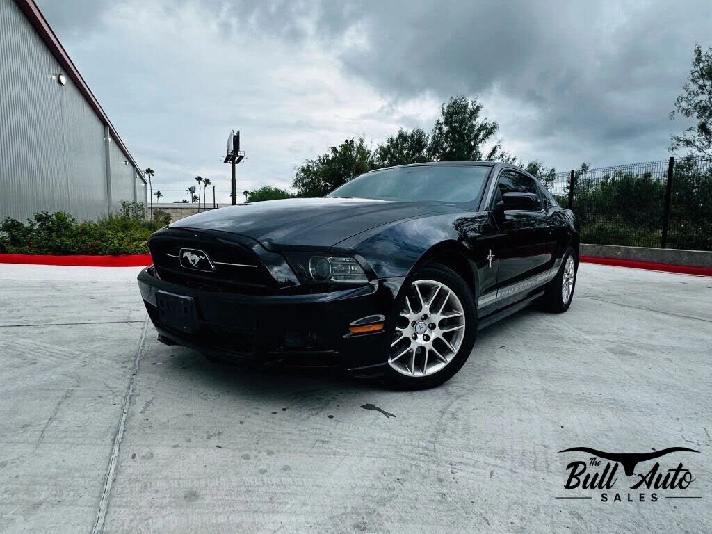 2013 FORD Mustang